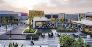 Riyadh Front is an outdoor retail destination designed to boost engagement in outdoor lifestyles and enhance the overall health and well-being of visitors.