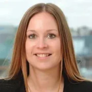 A head shot of Kerri Moore.
